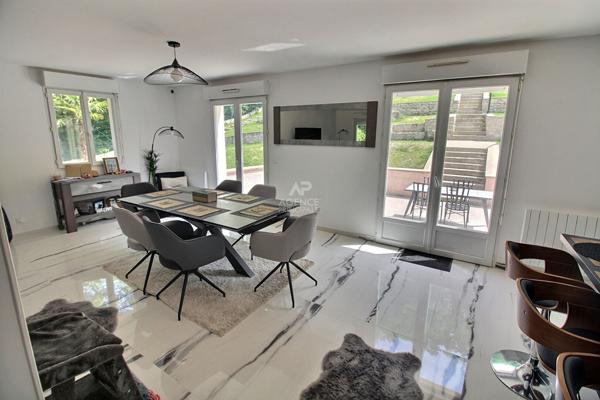 Maison Vaux Sur Seine 7 pièce(s) 165 m2 649 000 € **  - Référence  845
