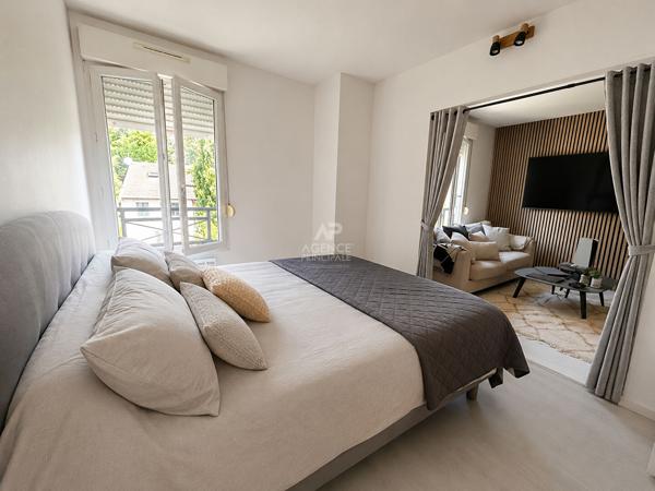 Maison Vaux Sur Seine 7 pièce(s) 165 m2 649 000 € **  - Référence  845