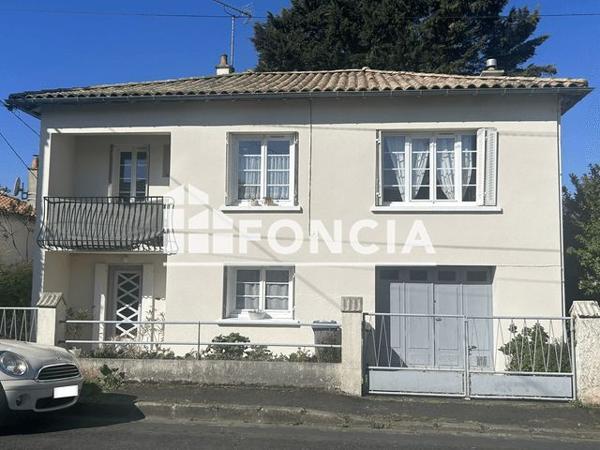 Location Maison 5 pièces 100 m² - 5 RUE HONORE MORIN Niort 79000