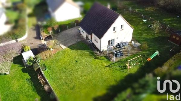 Maison traditionnelle 5 pièces de 108 m² à Aulnay-sur-Iton (27180)