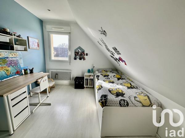 Maison traditionnelle 5 pièces de 108 m² à Aulnay-sur-Iton (27180)