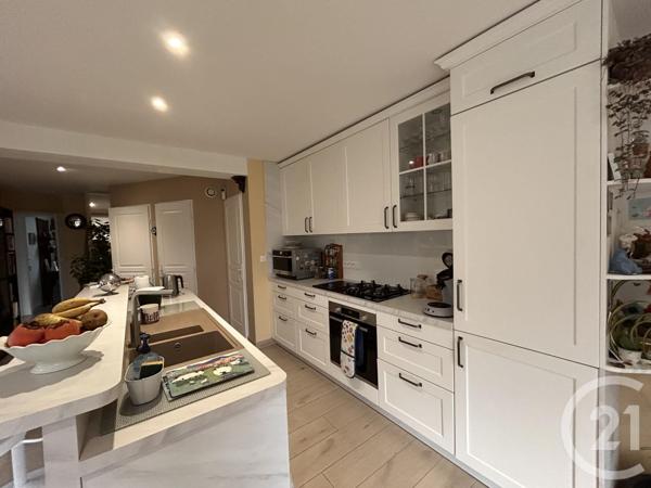 Maison à vendre  6 pièces - 129,28 m2 COUTRAS - 33