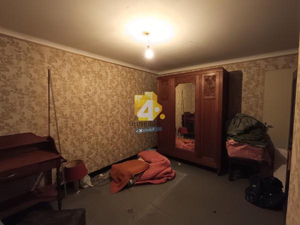 Maison familiale sur terrain d'un hectare