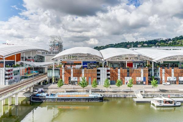 Appartement T3 avec vue sur la MArina - LYON