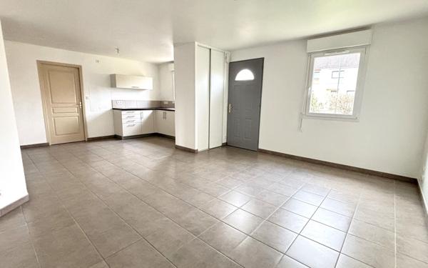 Maison à louer    3 pièces • 66,50 m2 Condé-sur-Sarthe