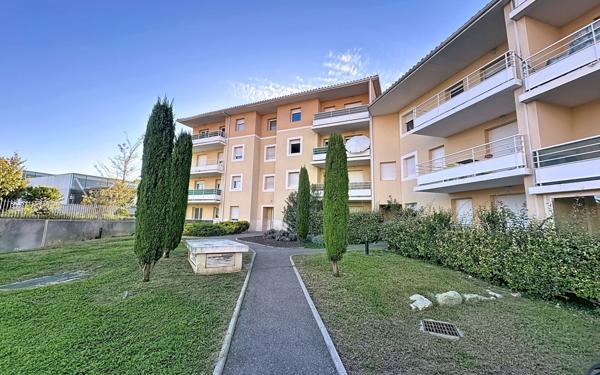Appartement à vendre    3 pièces • 54 m2 Avignon