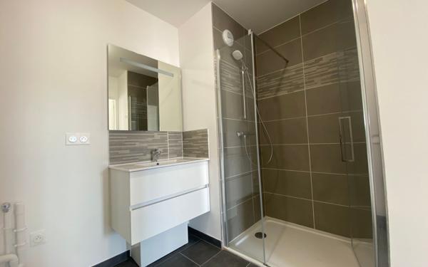 Appartement à louer    2 pièces • 46,55 m2 La Rochelle