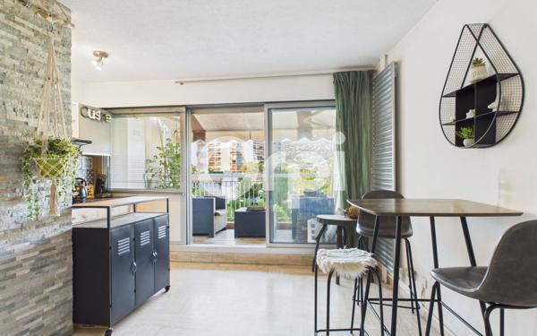 Appartement à vendre    1 pièce • 24,10 m2 Mandelieu-la-Napoule