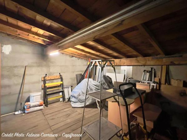 Maison à vendre 6 pièces GERZAT (63) Centre-ville Maison familiale de caractère de 145 m² avec terrasse, toit-terrasse, cuisine d'été, garage et cave voûtée