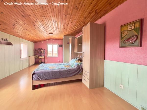 Maison à vendre 6 pièces GERZAT (63) Centre-ville Maison familiale de caractère de 145 m² avec terrasse, toit-terrasse, cuisine d'été, garage et cave voûtée