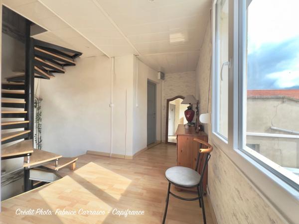Maison à vendre 6 pièces GERZAT (63) Centre-ville Maison familiale de caractère de 145 m² avec terrasse, toit-terrasse, cuisine d'été, garage et cave voûtée