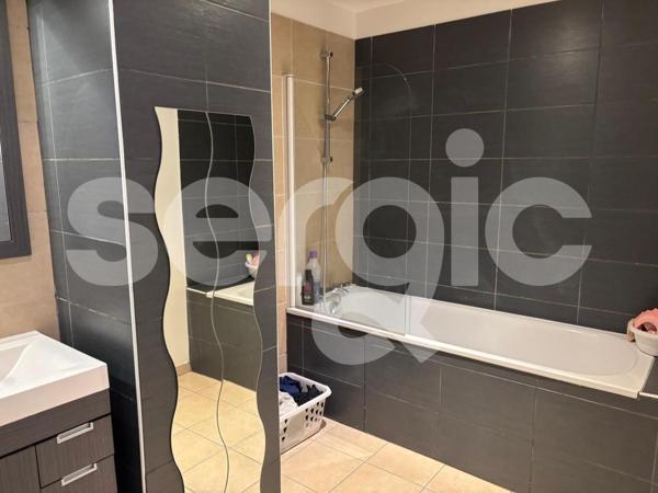 Location 3 Pieces 92 80080 Amiens 25 1344 03 0321