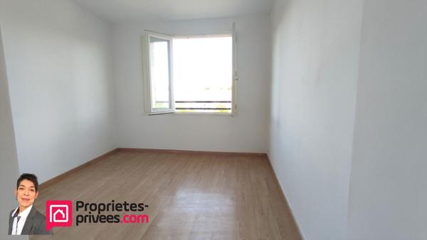 ROANNE 42300. Appartement T3-T4 , 69 m² avec balcon et cave