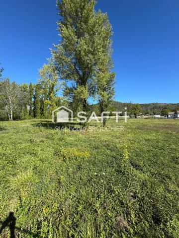 Terrain constructible 1530m²