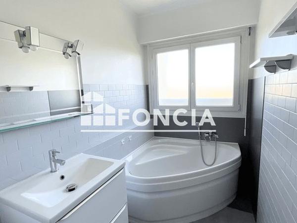 À vendre Appartement 4 pièces 73.8 m² - Saint-raphaël 83700