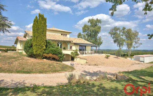 Maison à vendre    7 pièces • 267 m2 Mâcon