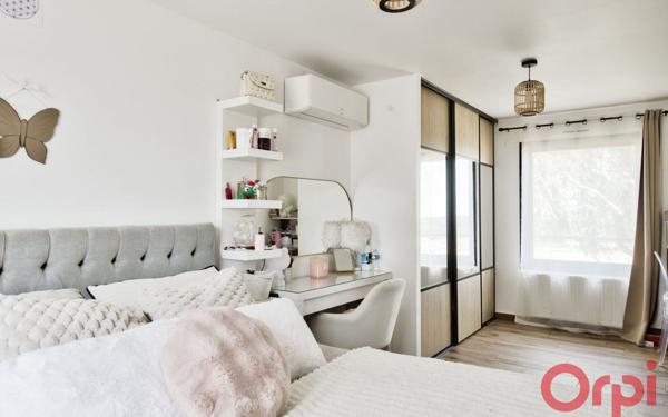 Maison à vendre    7 pièces • 267 m2 Mâcon