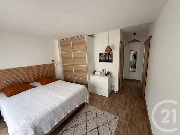Maison à vendre  4 pièces - 125,97 m 2   ST MAXIMIN LA STE BAUME  - 83