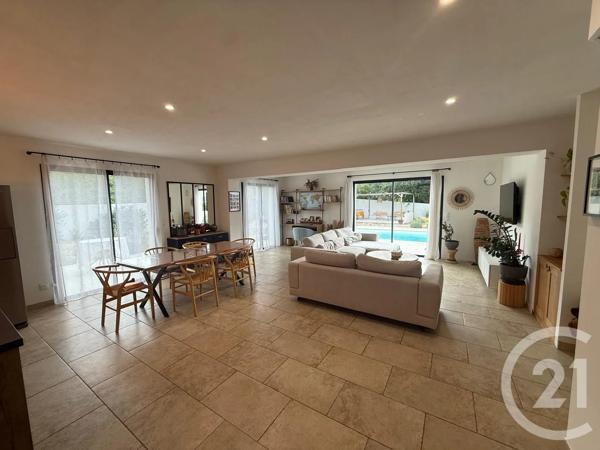 Maison à vendre  4 pièces - 125,97 m 2   ST MAXIMIN LA STE BAUME  - 83