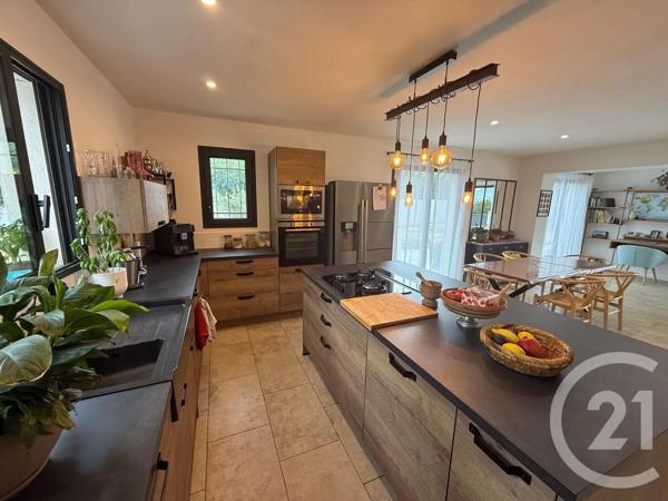 Maison à vendre  4 pièces - 125,97 m 2   ST MAXIMIN LA STE BAUME  - 83