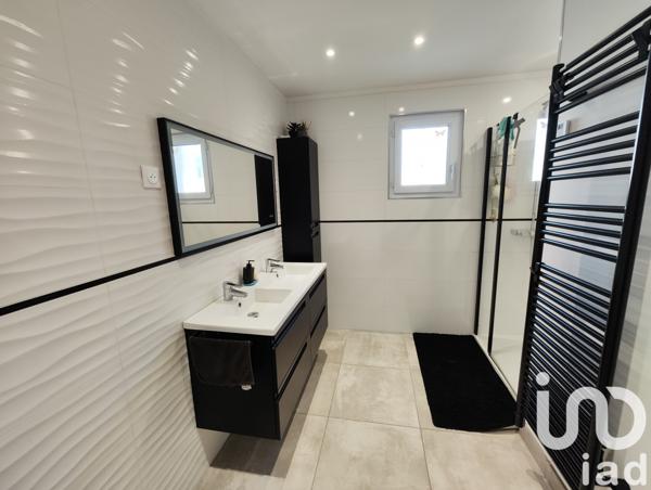 Maison à vendre 6 pièces 147 m² Auneuil