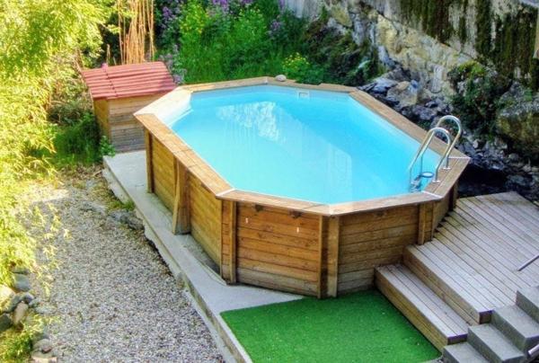 A SAISIR Maison en pierre entièrement renové au bord de rivière privative