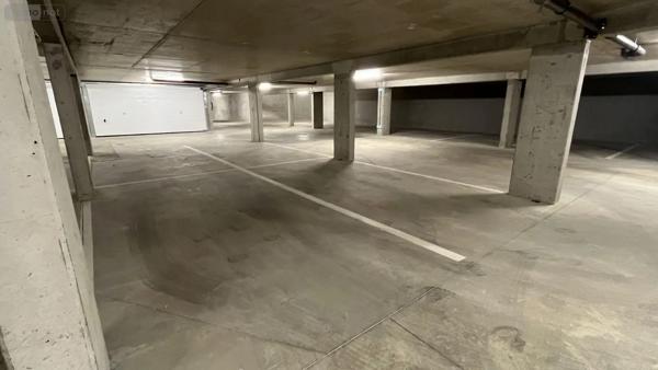 Location - Garage et parking Vitré 35500 12 m 2