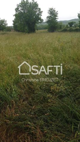 Beau terrain plat à batir