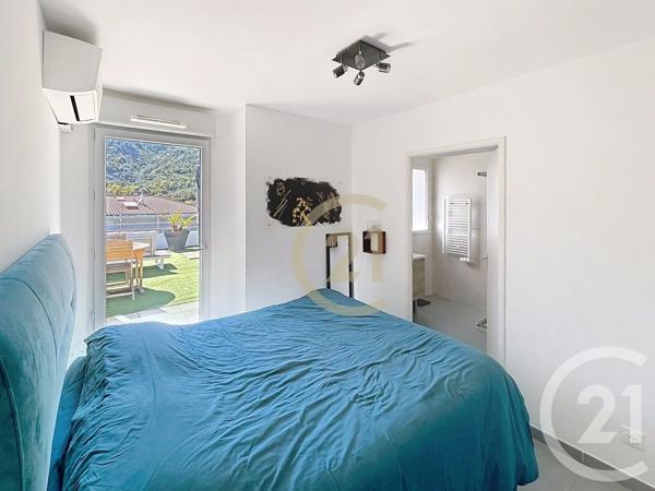 Appartement F4 à vendre  4 pièces - 86 m 2   MANDELIEU LA NAPOULE  - 06