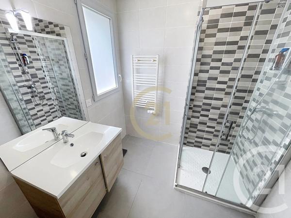 Appartement F4 à vendre  4 pièces - 86 m 2   MANDELIEU LA NAPOULE  - 06