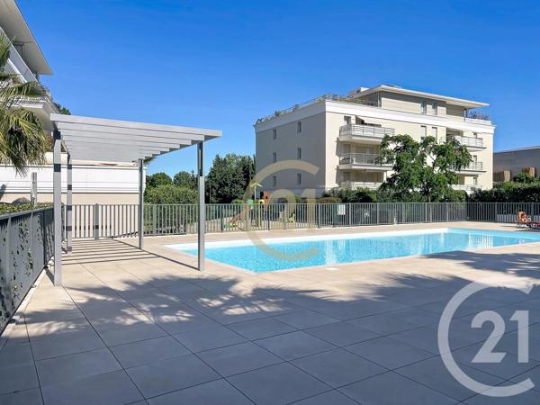 Appartement F4 à vendre  4 pièces - 86 m 2   MANDELIEU LA NAPOULE  - 06