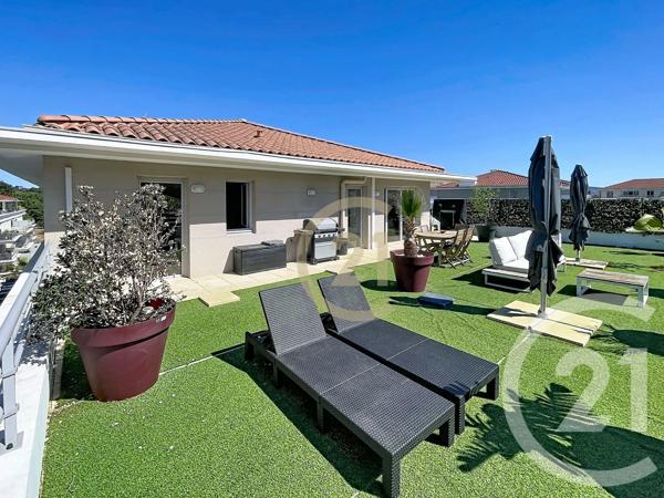 Appartement F4 à vendre  4 pièces - 86 m 2   MANDELIEU LA NAPOULE  - 06