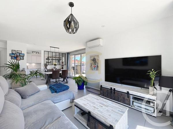 Appartement F4 à vendre  4 pièces - 86 m 2   MANDELIEU LA NAPOULE  - 06