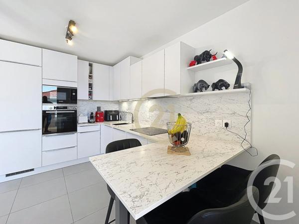 Appartement F4 à vendre  4 pièces - 86 m 2   MANDELIEU LA NAPOULE  - 06