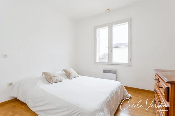 Maison 7 pièces avec piscine et dépendance à vendre à LAMONZIE SAINT MARTIN (24).