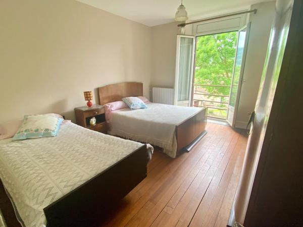 Maison individuelle avec jardin attenant