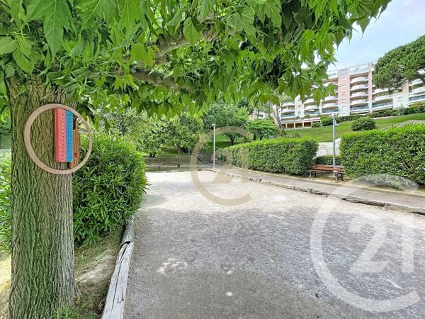 Appartement F4 à vendre  4 pièces - 125 m 2   CANNES LA BOCCA  - 06
