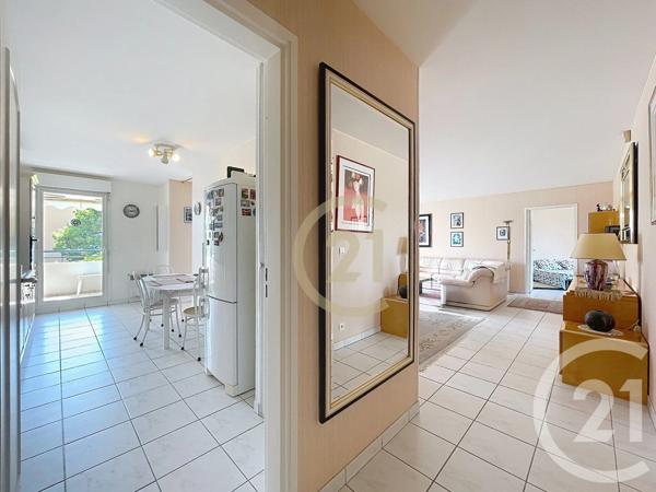 Appartement F4 à vendre  4 pièces - 125 m 2   CANNES LA BOCCA  - 06