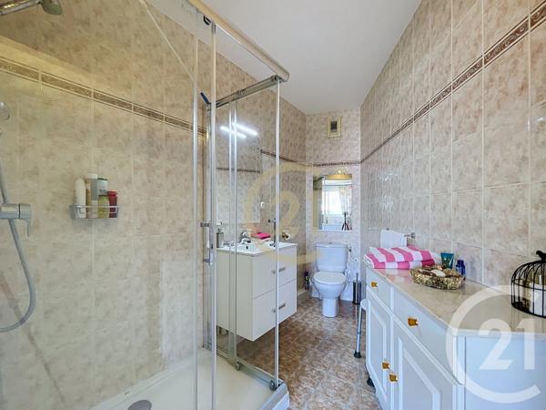 Appartement F4 à vendre  4 pièces - 125 m 2   CANNES LA BOCCA  - 06