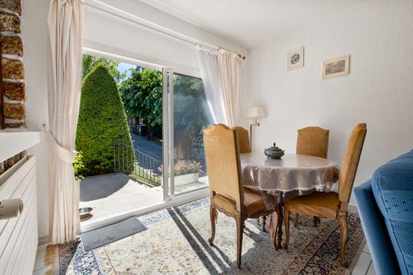 Maison Saint Germain En Laye 7 pièce(s) 198 m2 €1 190 000 ** - Référence 17291