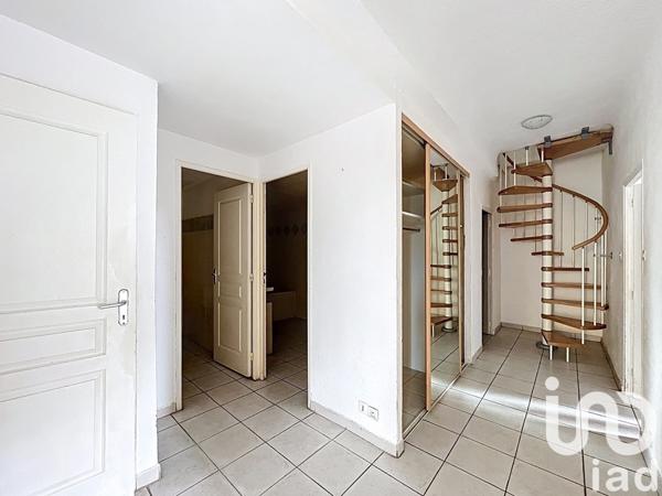 Maison à vendre 8 pièces 242 m² Corbières-en-Provence