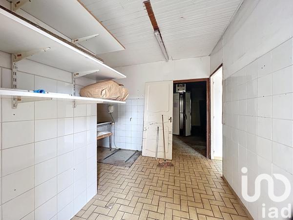 Maison à vendre 8 pièces 242 m² Corbières-en-Provence