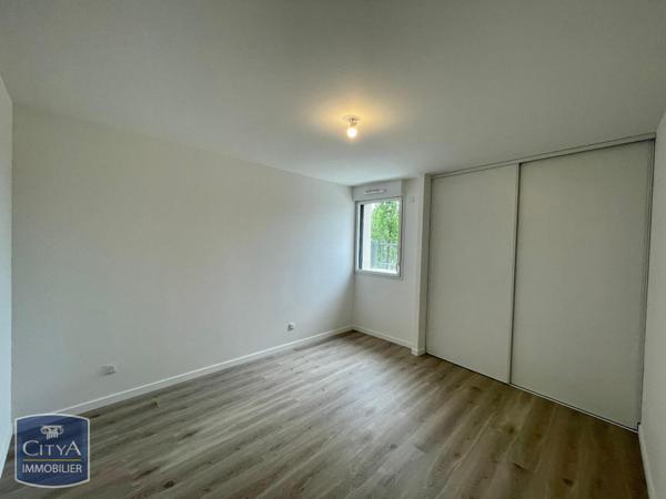 Appartement à louer 3 pièces 89.8m²