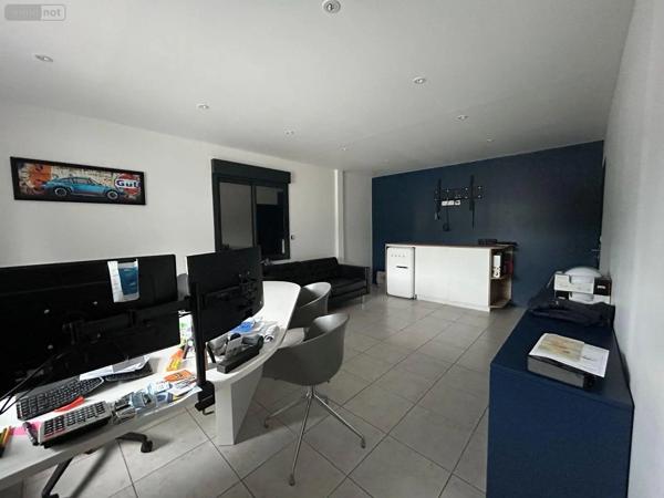 Location - Fonds et/ou murs commerciaux Les Authieux-sur-le-Port-Saint-Ouen 76520 9 pièces 190 m 2