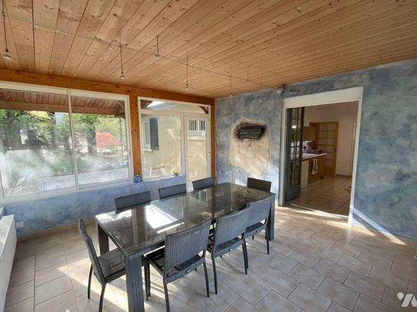 Maison à vendre à Bar sur Seine (10110), AUBE. Pavillon traditionnel de 165 m² sur sous-sol tot...