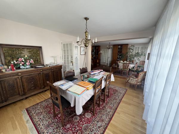 PAVILLON sur SOUS-SOL - 5 CHAMBRES