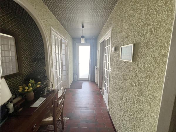 PAVILLON sur SOUS-SOL - 5 CHAMBRES