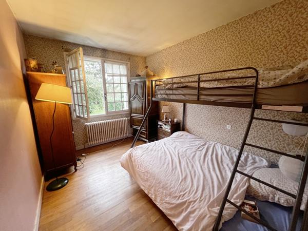 PAVILLON sur SOUS-SOL - 5 CHAMBRES