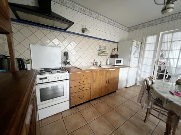 PAVILLON sur SOUS-SOL - 5 CHAMBRES