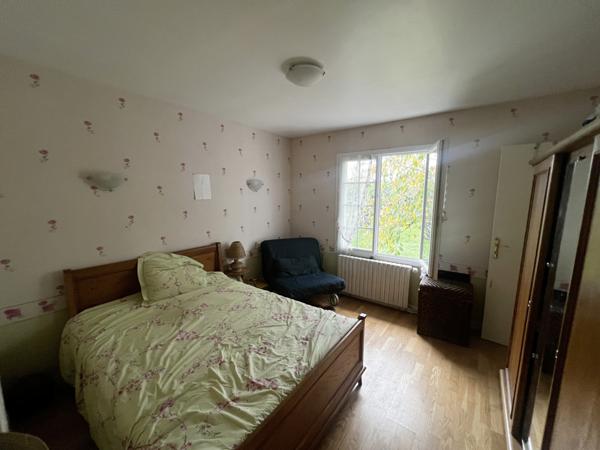 PAVILLON sur SOUS-SOL - 5 CHAMBRES